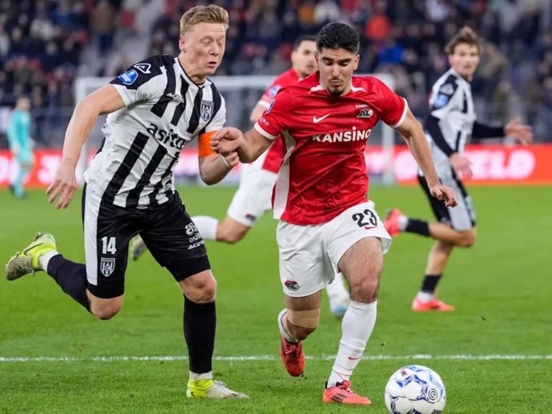 Nhận định soi kèo Heracles vs AZ Alkmaar lúc 02h00 ngày 28/02/2025